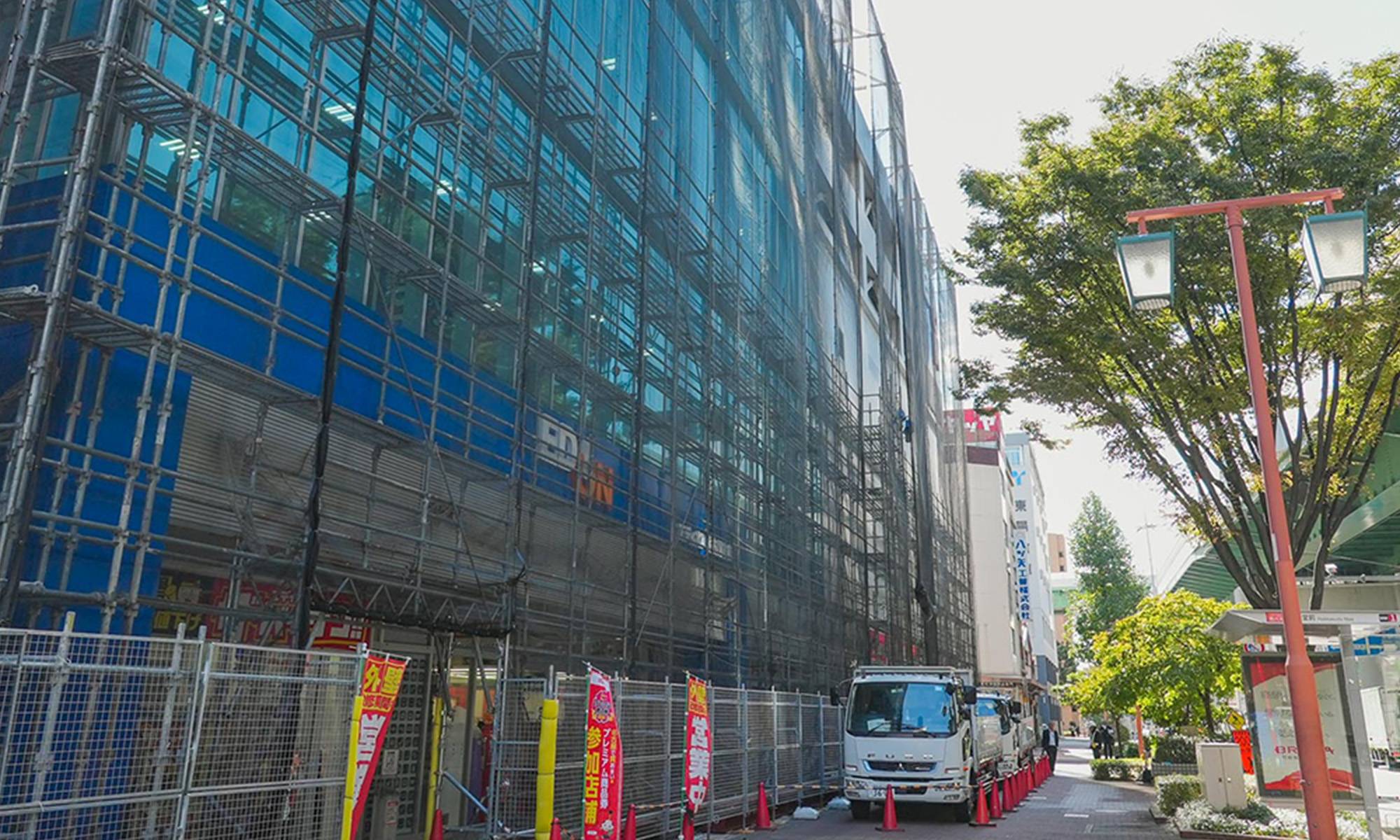 安全・美観を守る特許取得の足場工法 スライド3